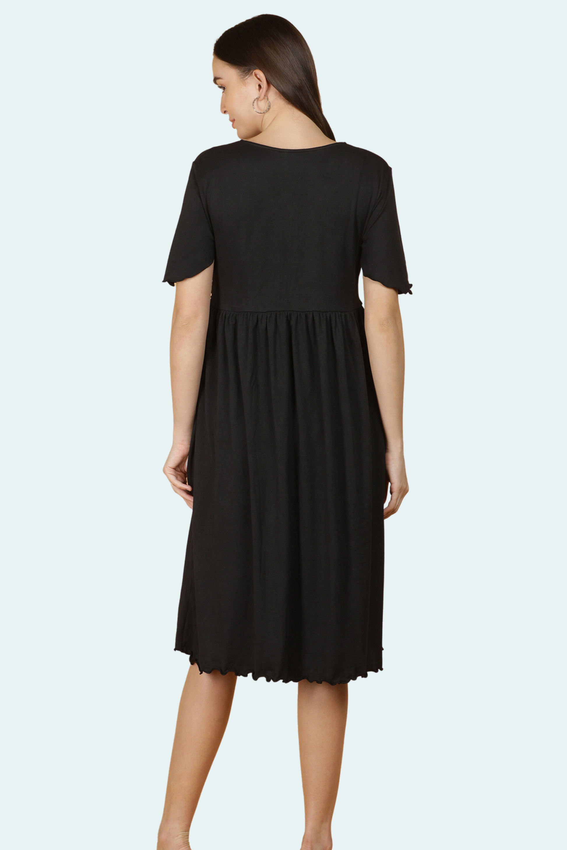 Feeding Dress With Back Tie To Adjust Fit
