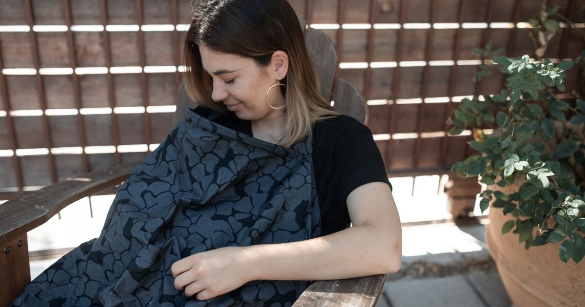 5 Reasons Why Nursing Covers Or Shawls Are Important For Breastfeeding